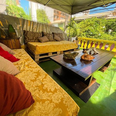 Hostel E Pousada Casa Amarela Salvador Eksteriør billede